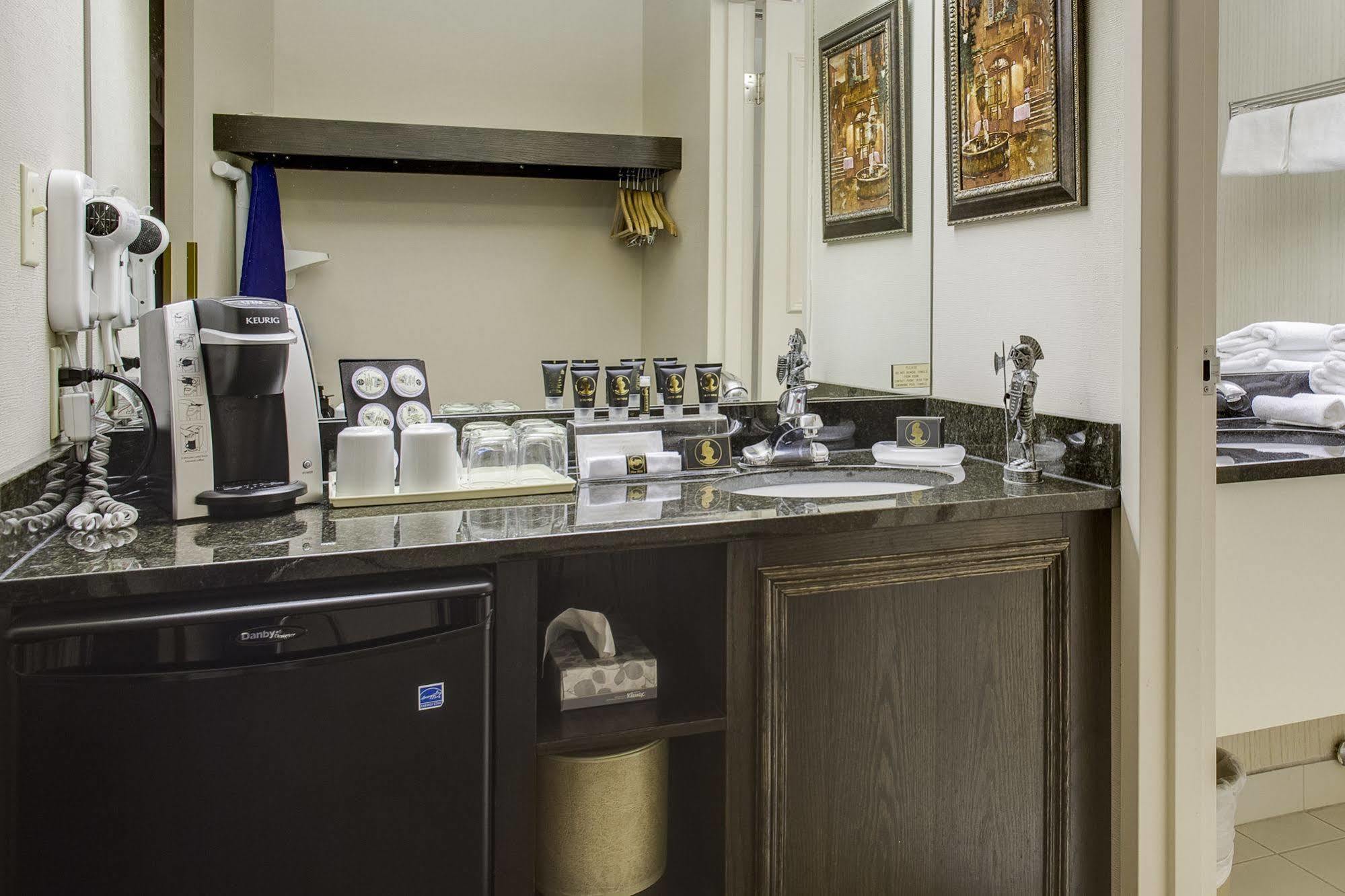 Black Knight Inn Red Deer Ngoại thất bức ảnh
